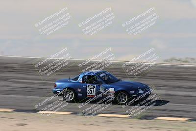 media/Jan-04-2026-SCCA SD (Sun) [[defc442887]]/2-Intermediate 1 Group/Session 2 Bowl Speed Pans/